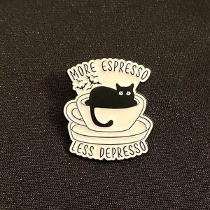 Advice Kitty enamel pin/magnet | Not sure she knows what she’s talking about